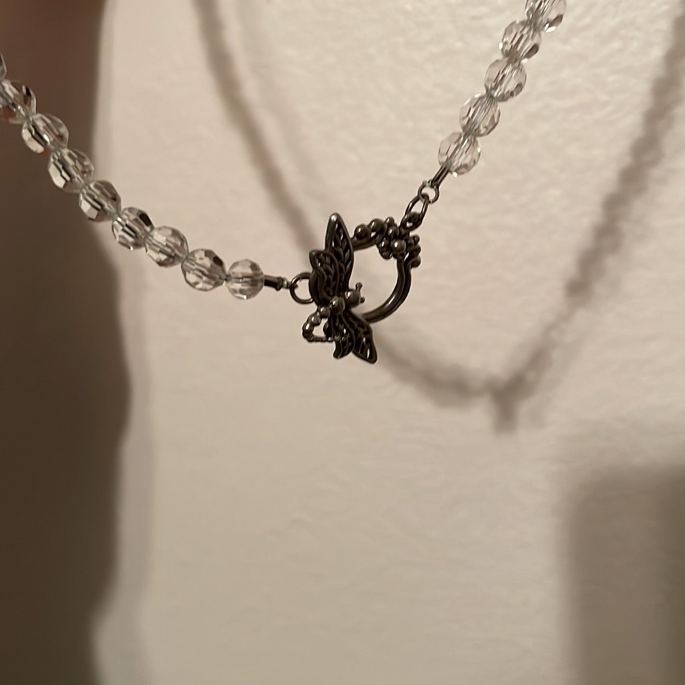 Vintage crystal necklace 🦋